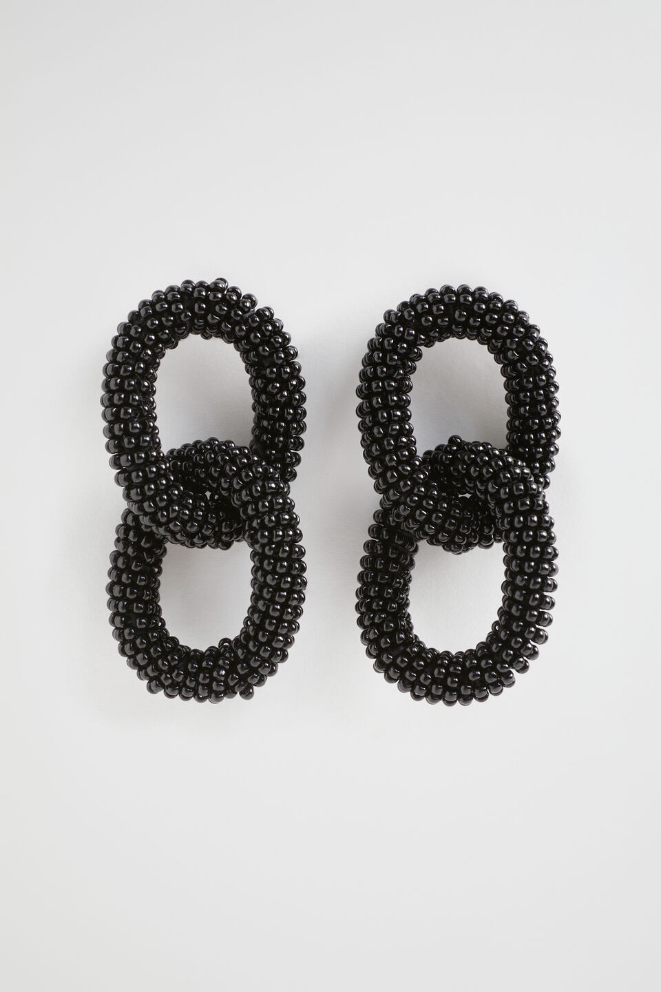 Bead Link Earring  Black