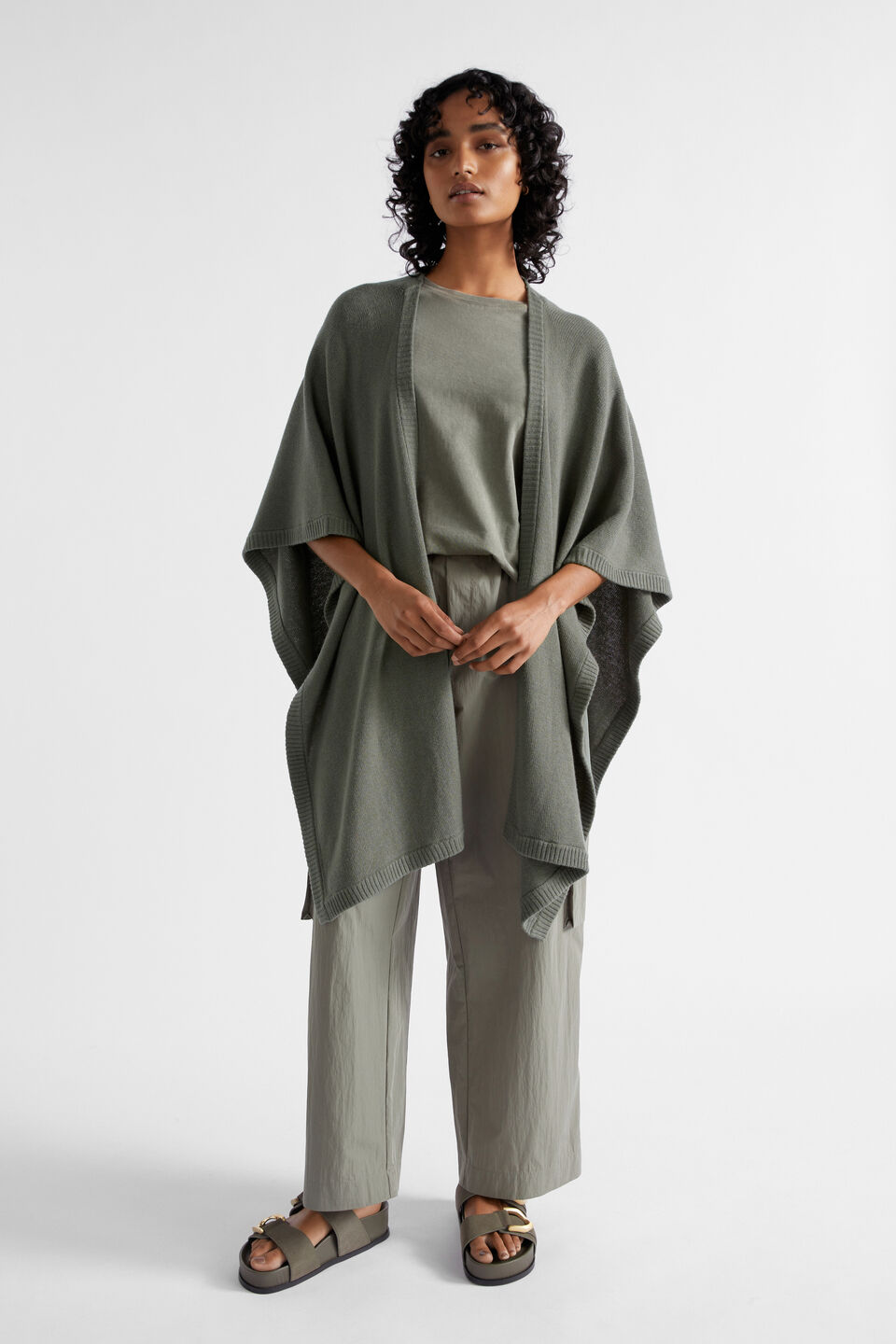 Lightweight Rib Poncho  Smokey Olive