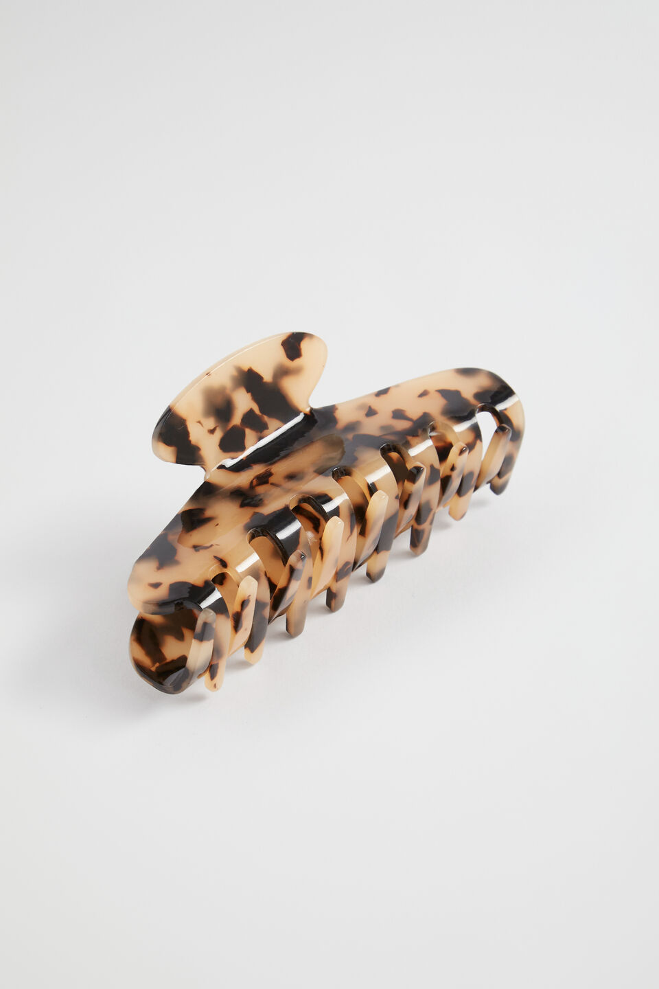 Large Clip  Milky Tort