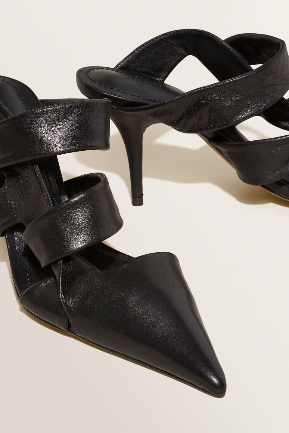 Jo Heel  Black