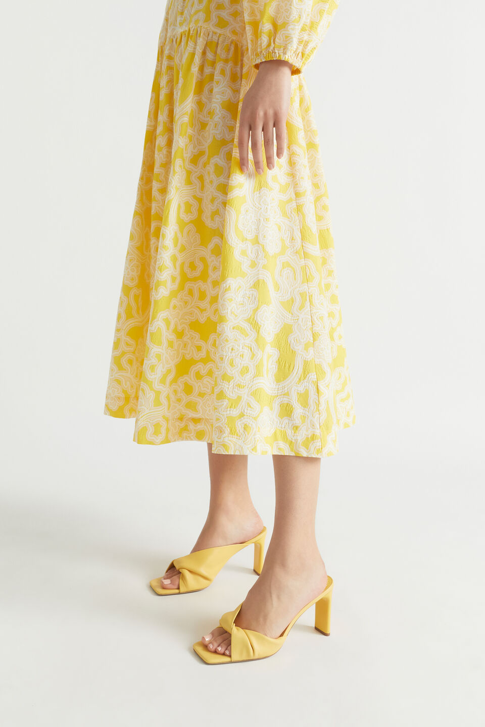 Flora Twist Heel  Gold Amber
