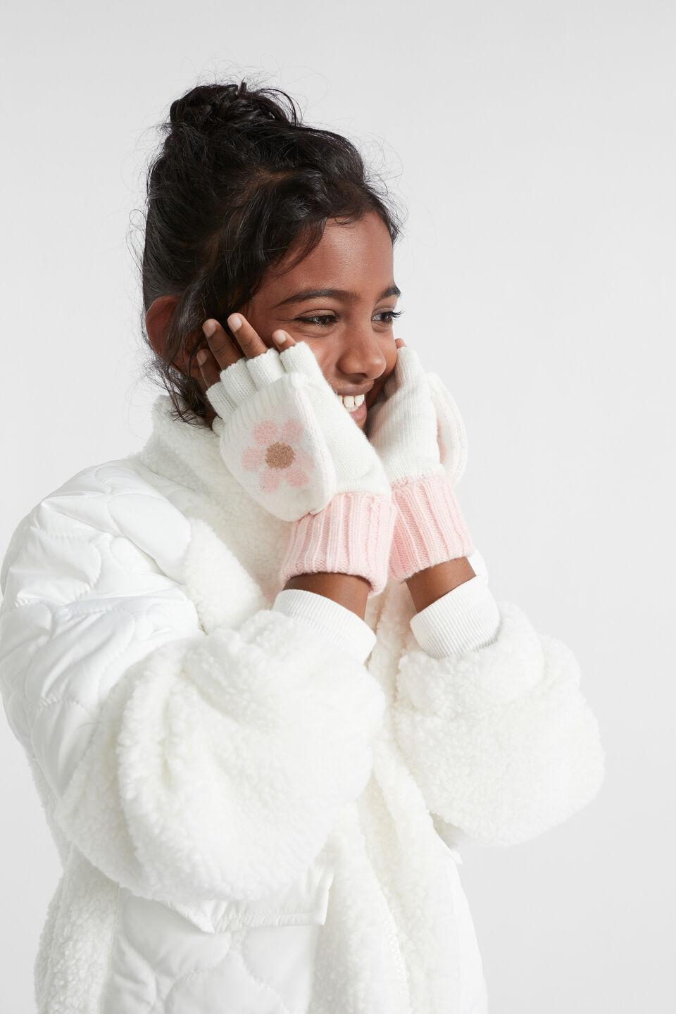 Daisy Mittens  Multi