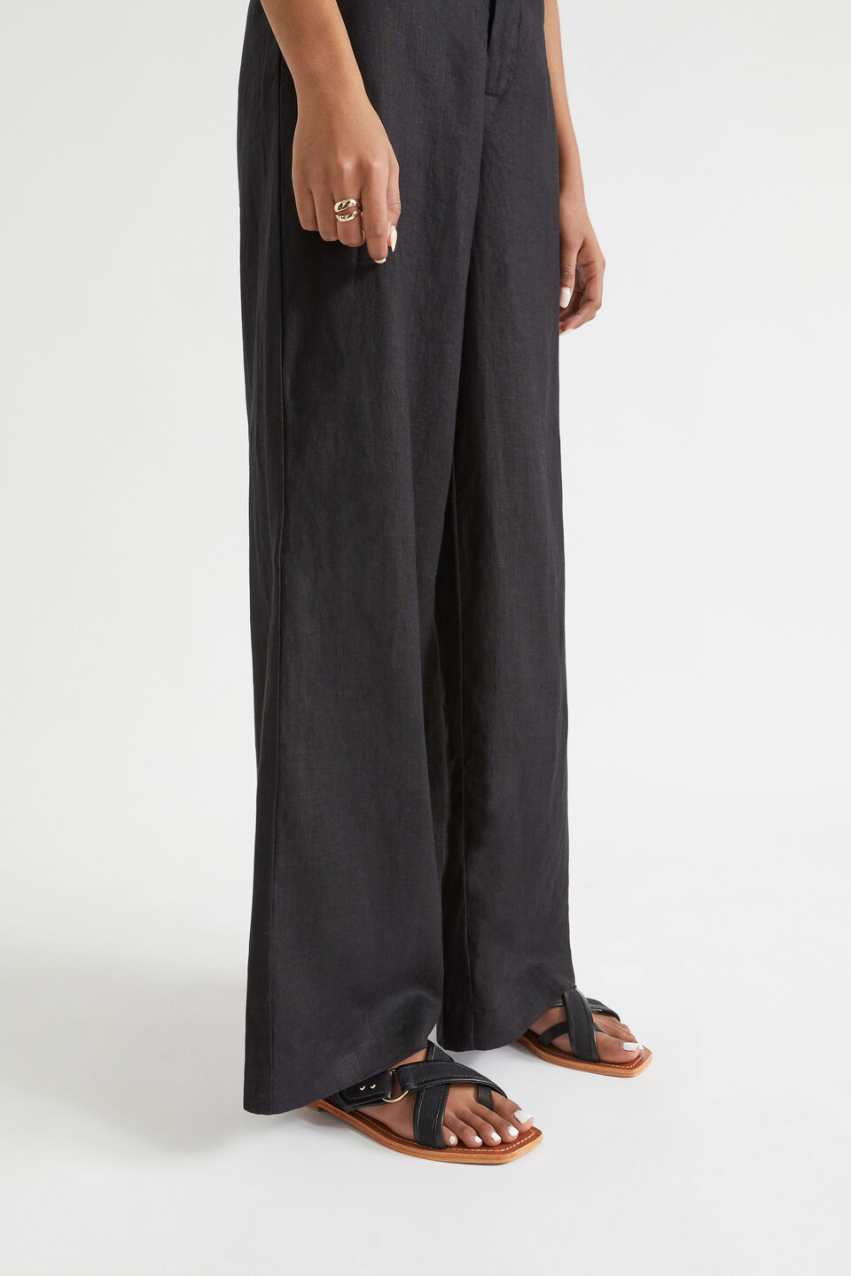 Evelyn Ring Sandal  Black