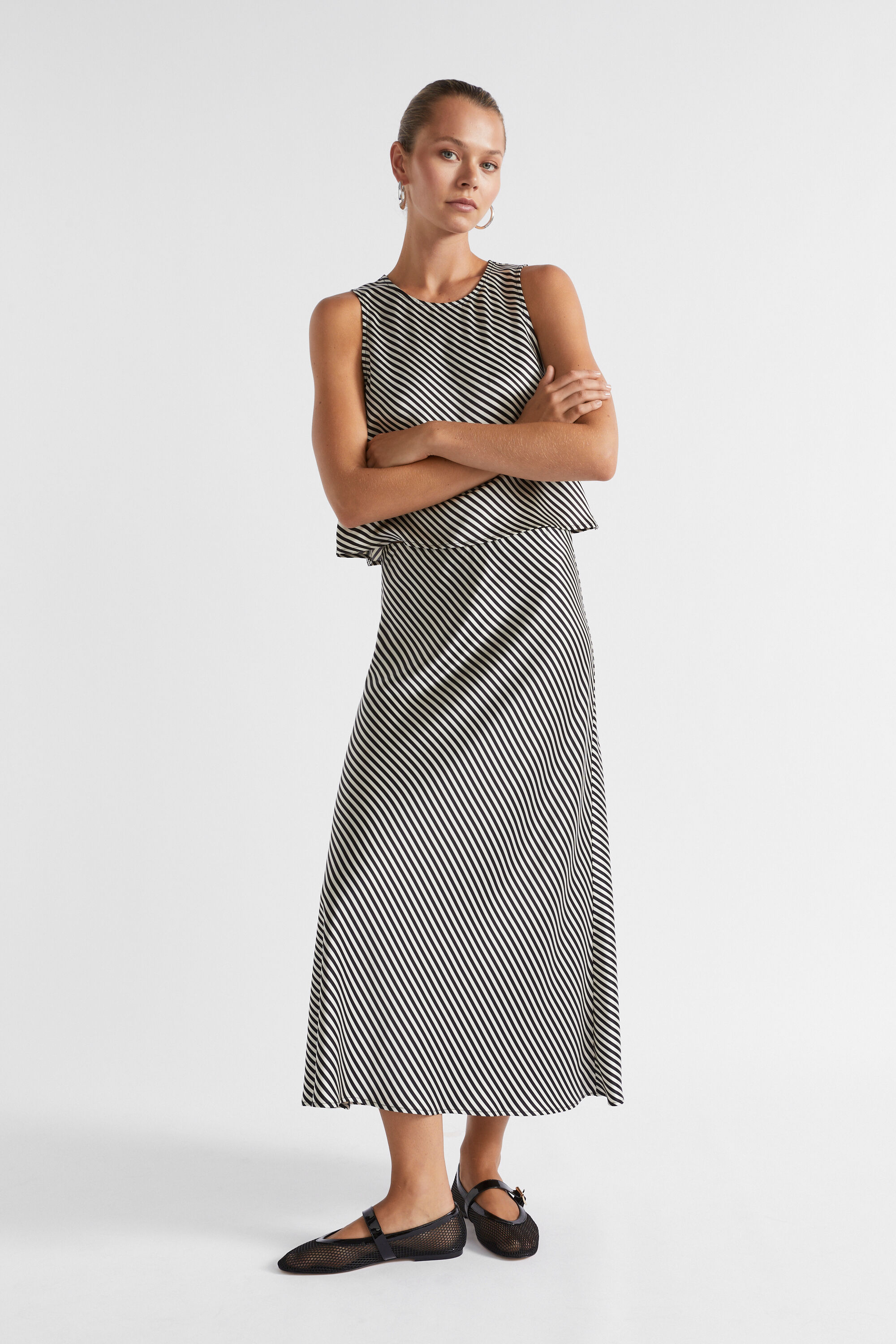 Striped diagonal on sale skirt