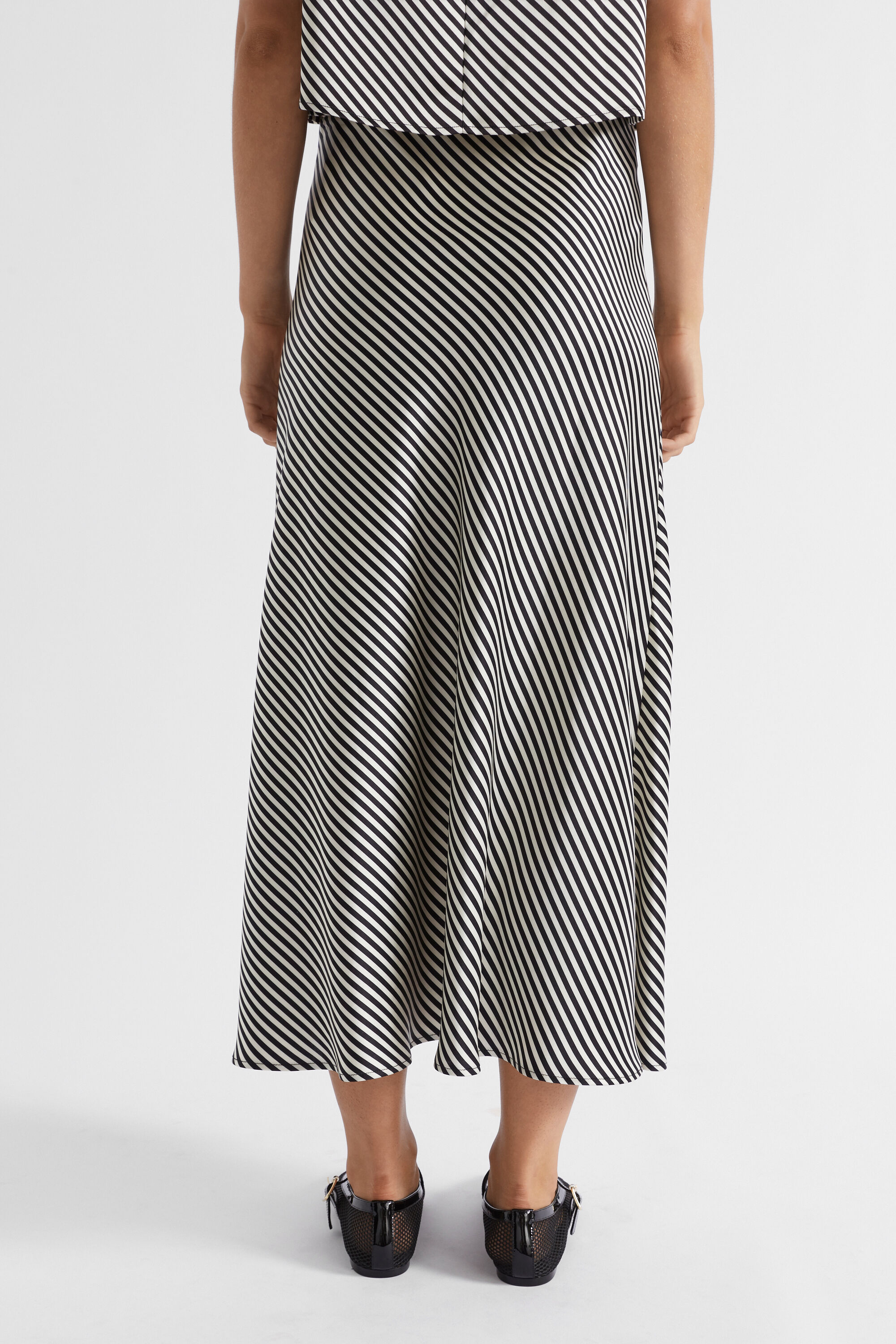Striped diagonal skirt sales