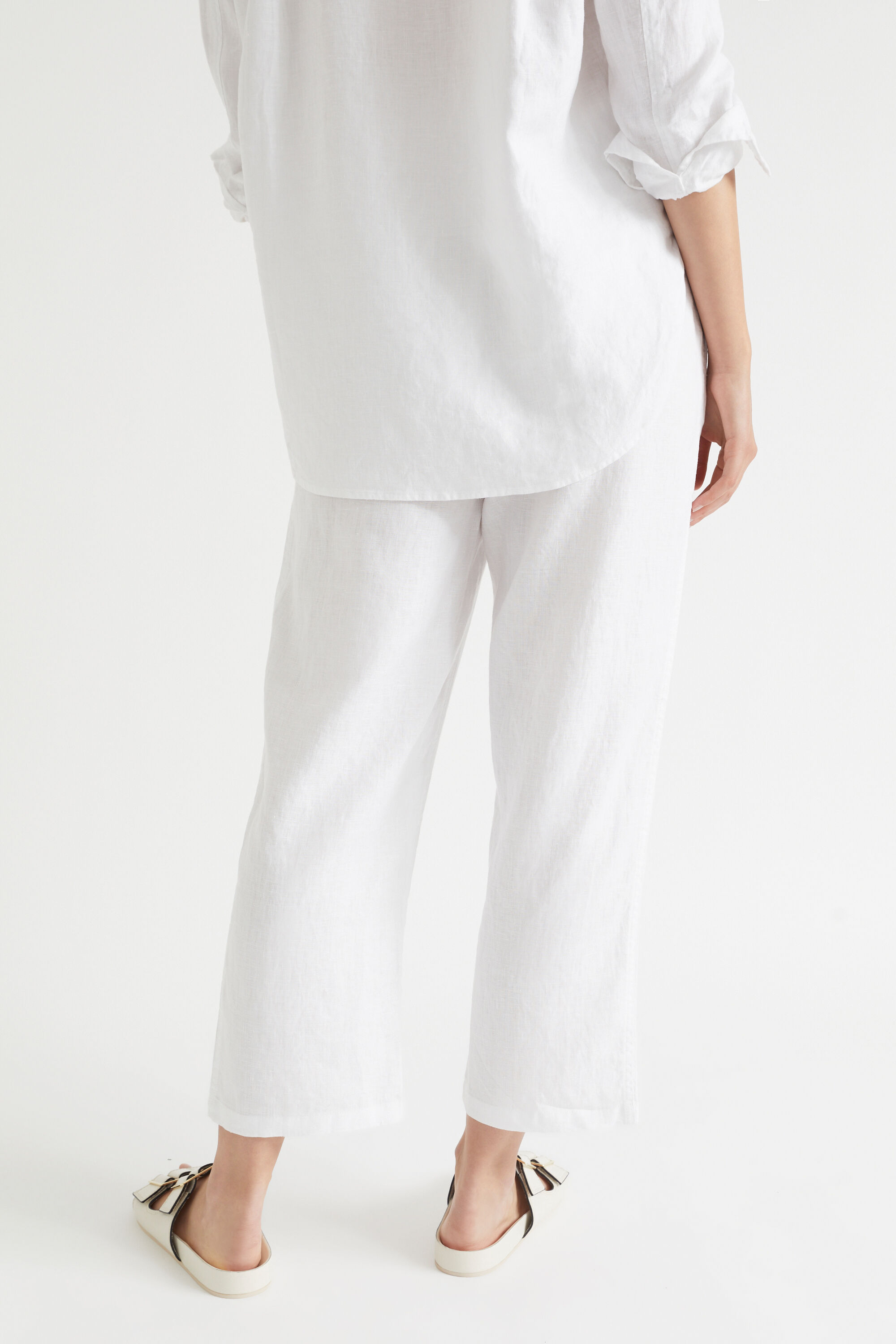 White linen discount paperbag pants