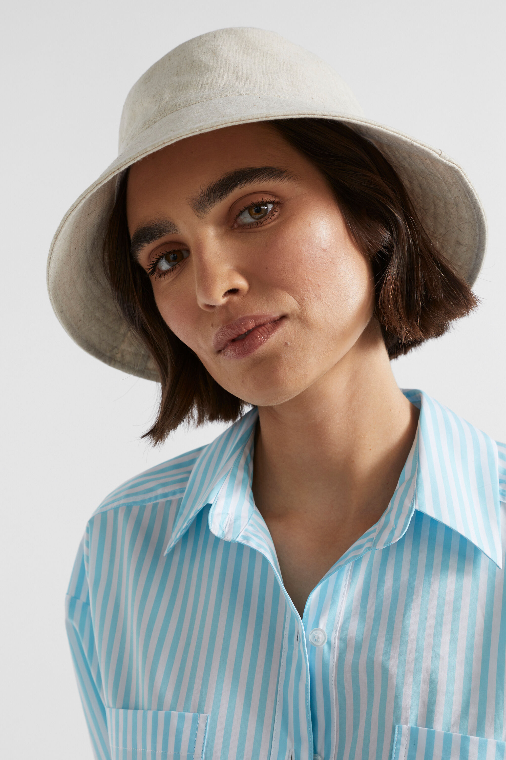 Bucket hat fabric top