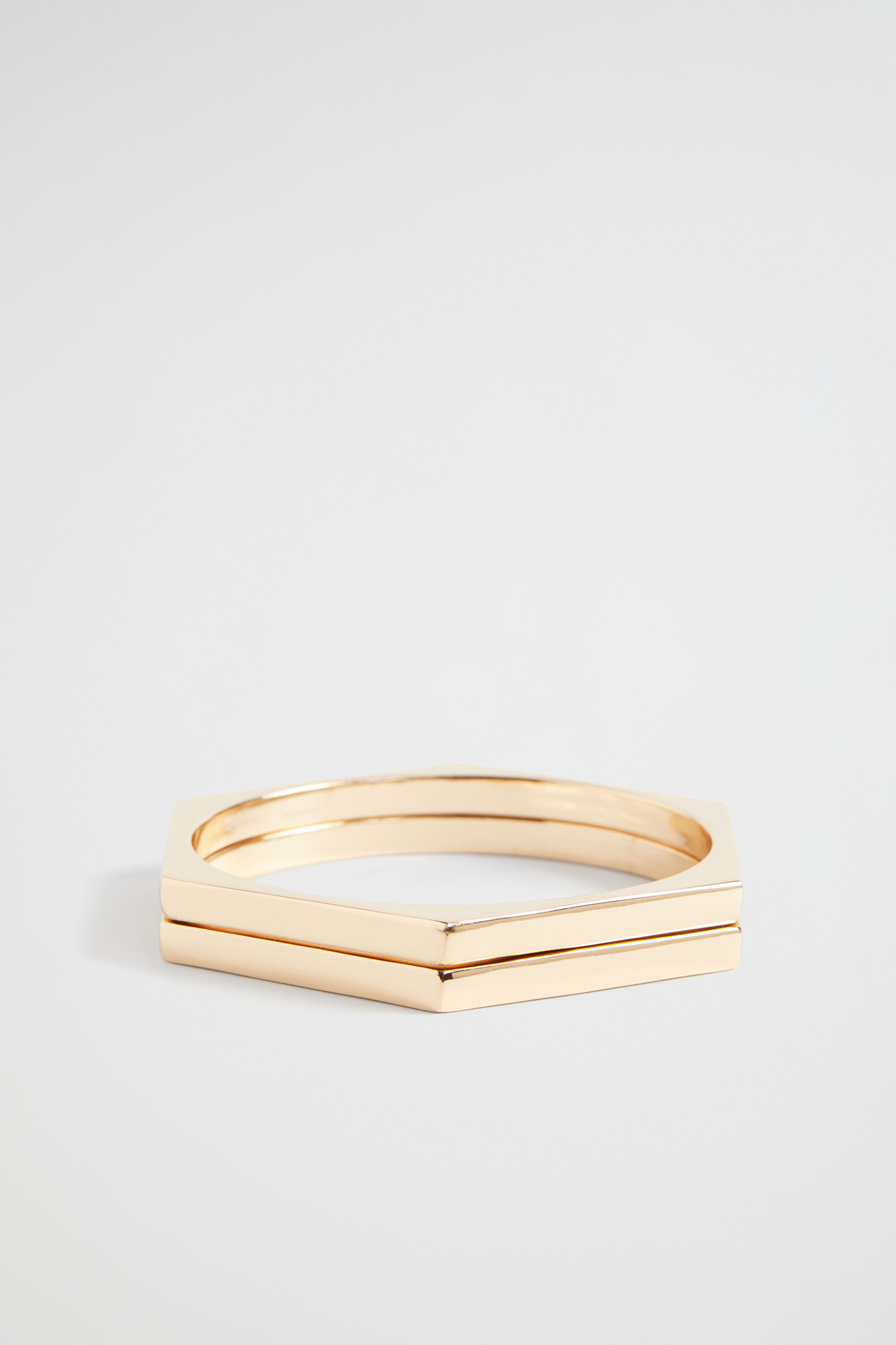 Hexagon bangle shop