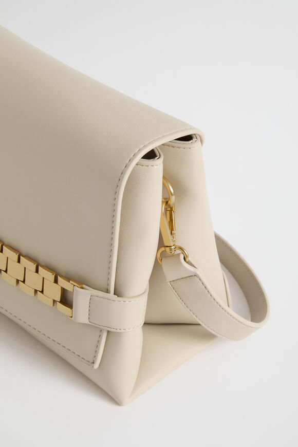 Chain Handbag  Vanilla  hi-res