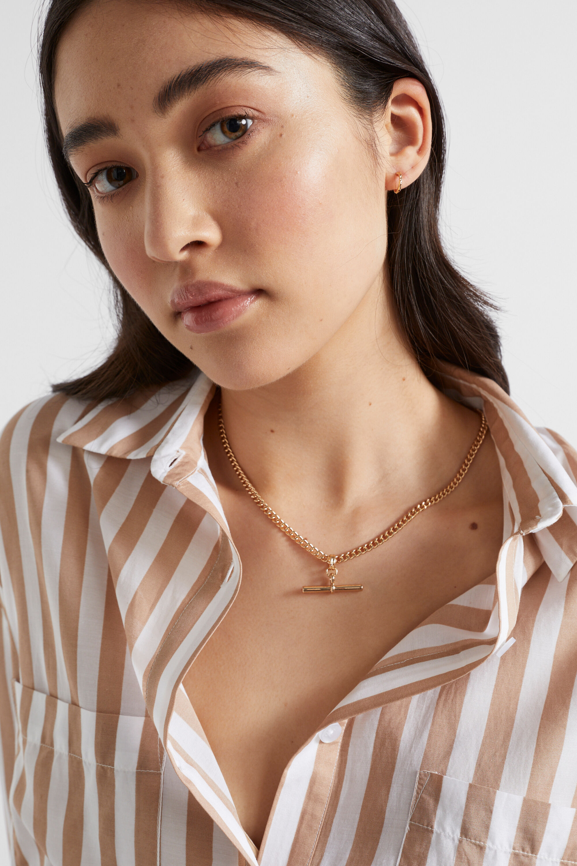 Womens t shop bar necklace