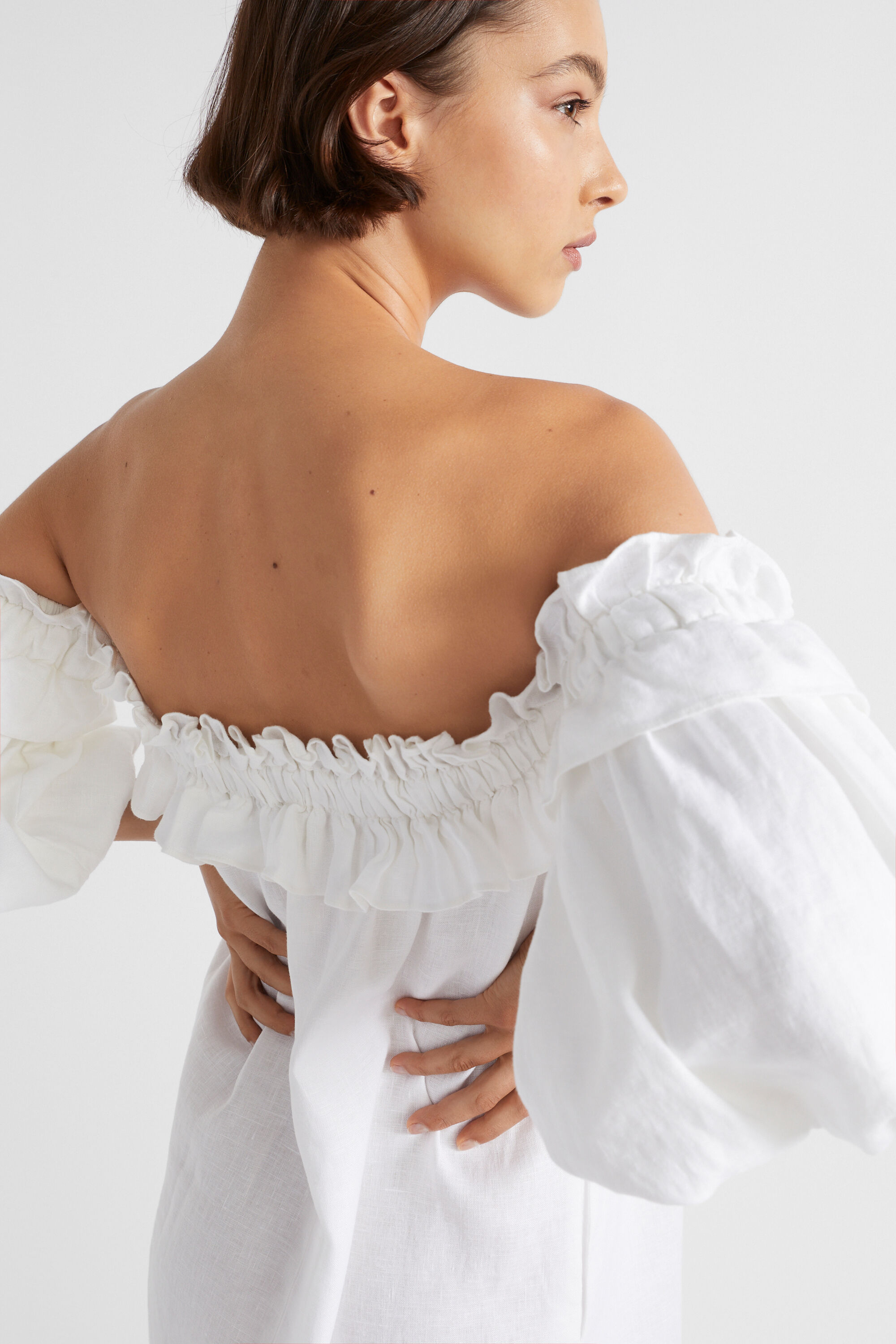 White linen off 2025 the shoulder dress