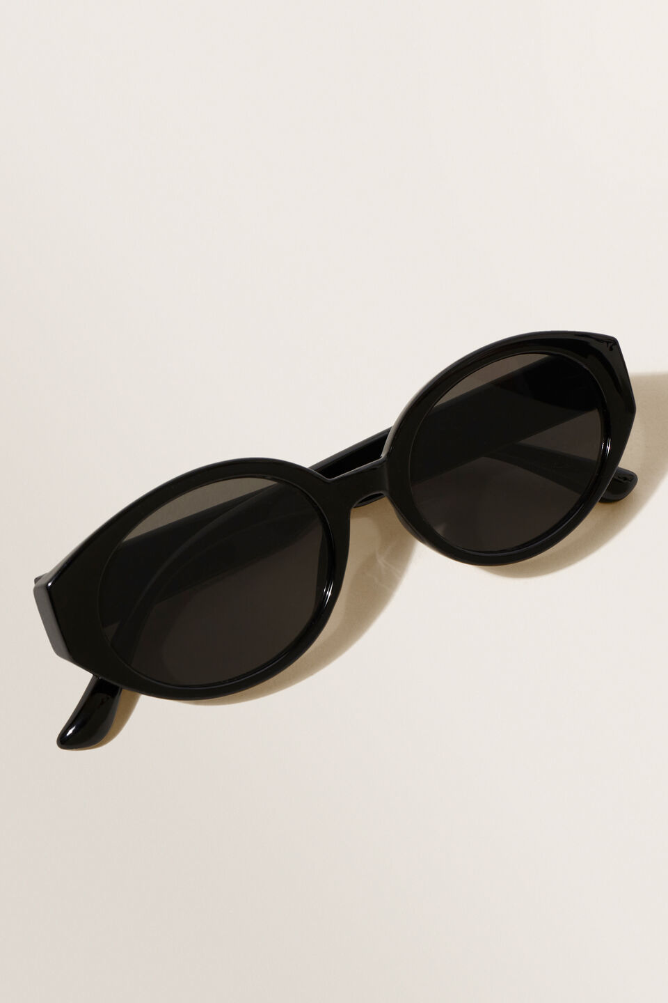 Oval Sunglasses  Black