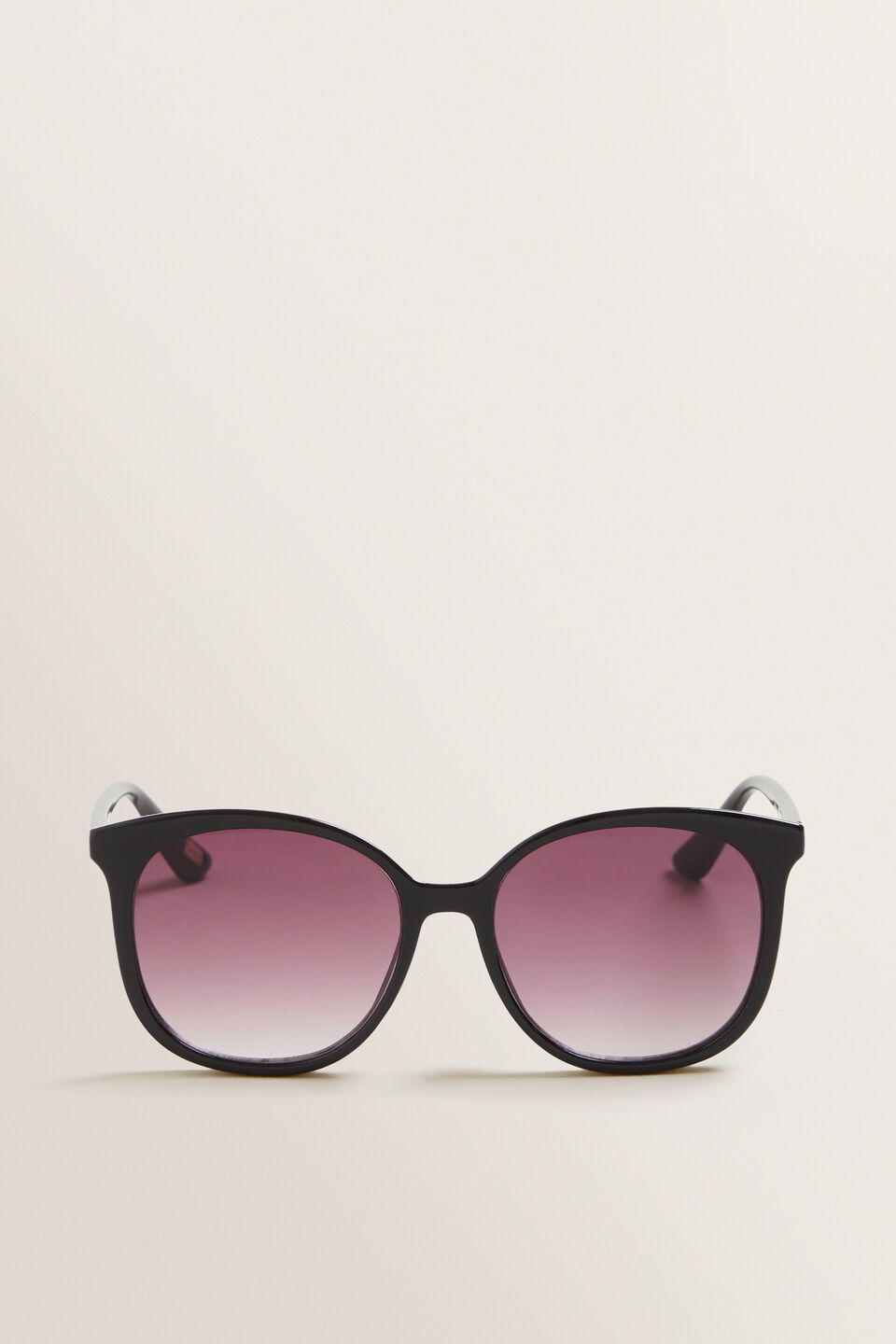 Libby Classic Sunglasses  