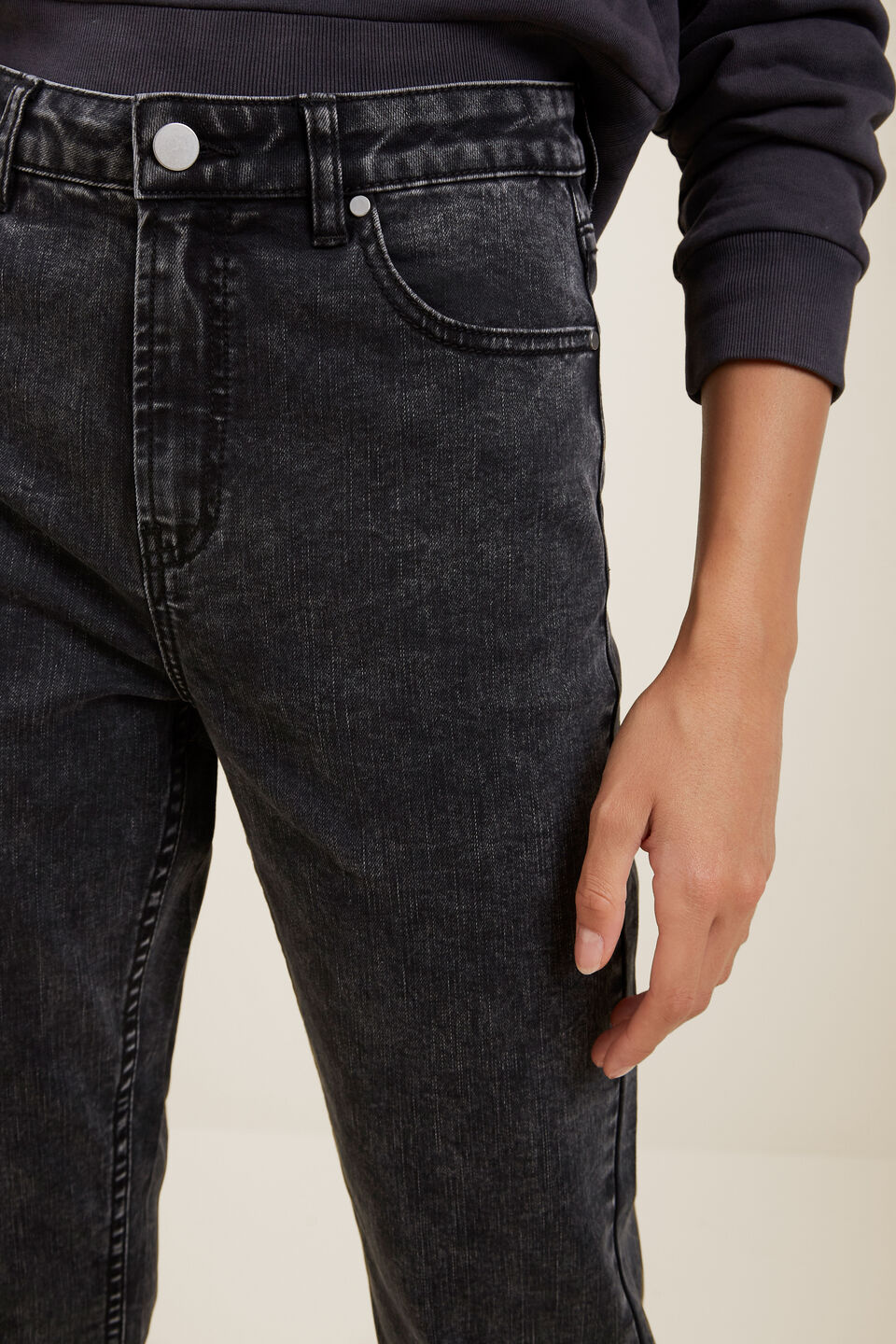 High Rise Jean  Washed Black