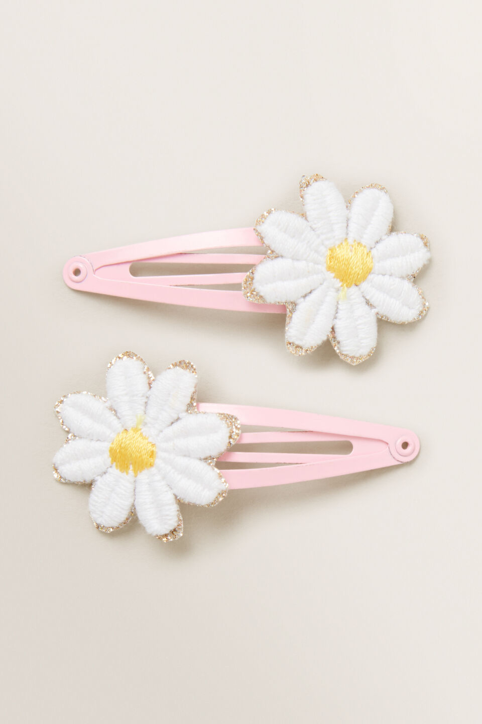 Embroidered Daisy Pair  