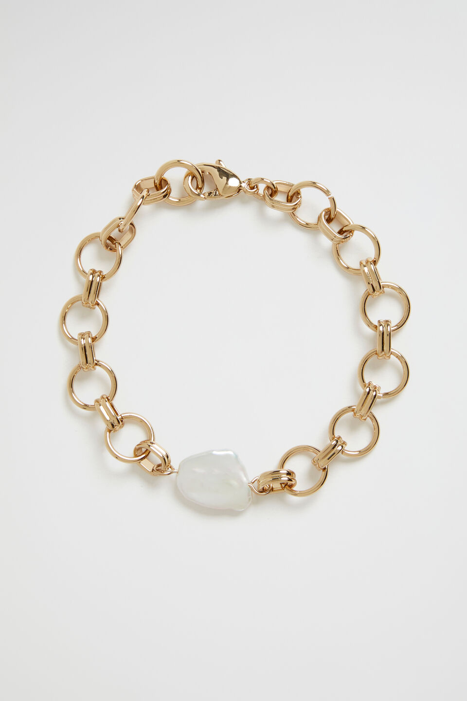 Circle Link Pearl Bracelet  Gold