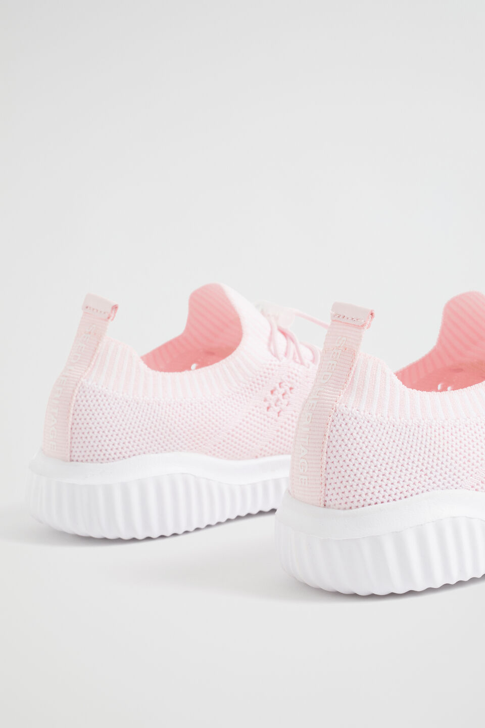 Knit Trainer  Pink