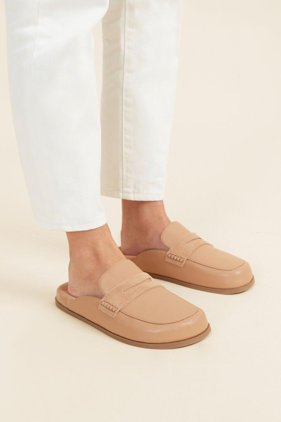 Willow Leather Loafer Mule  Caramel