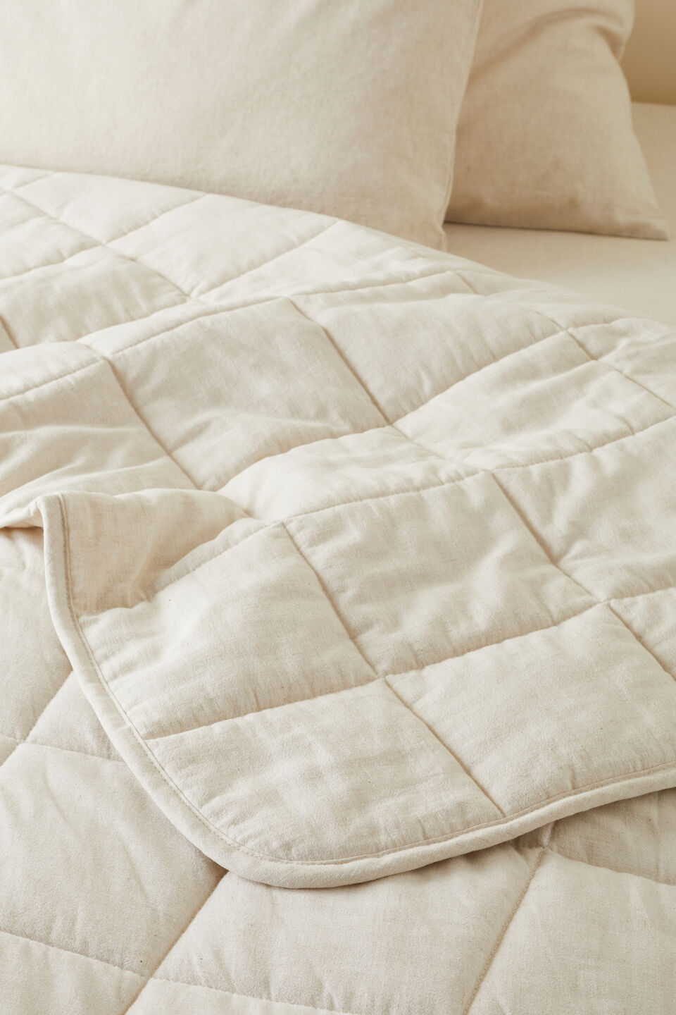 Alba Quilted Coverlet  Flax Cross Dye