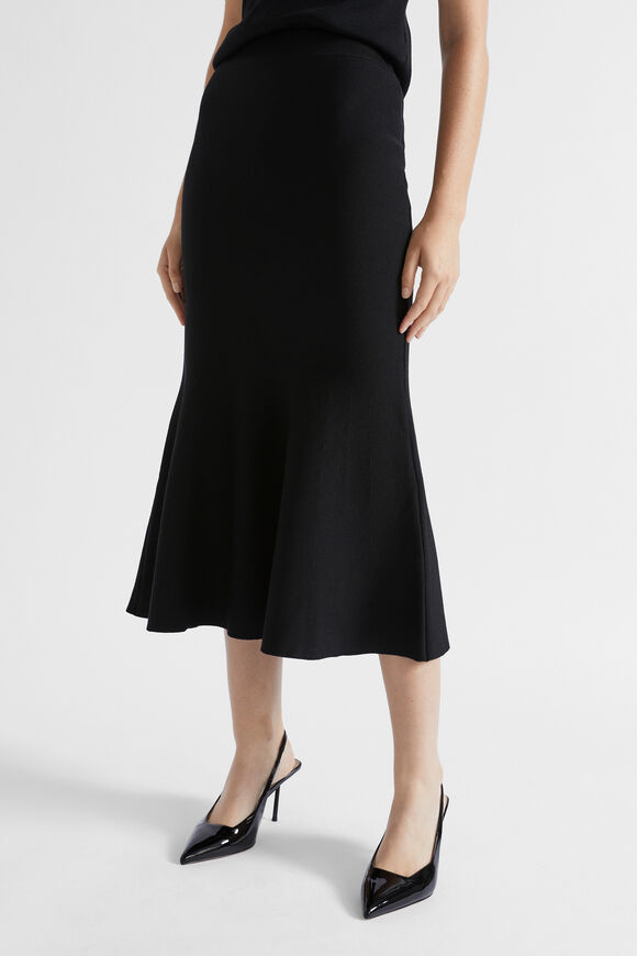 Crepe Knit Flared Skirt  Black  hi-res