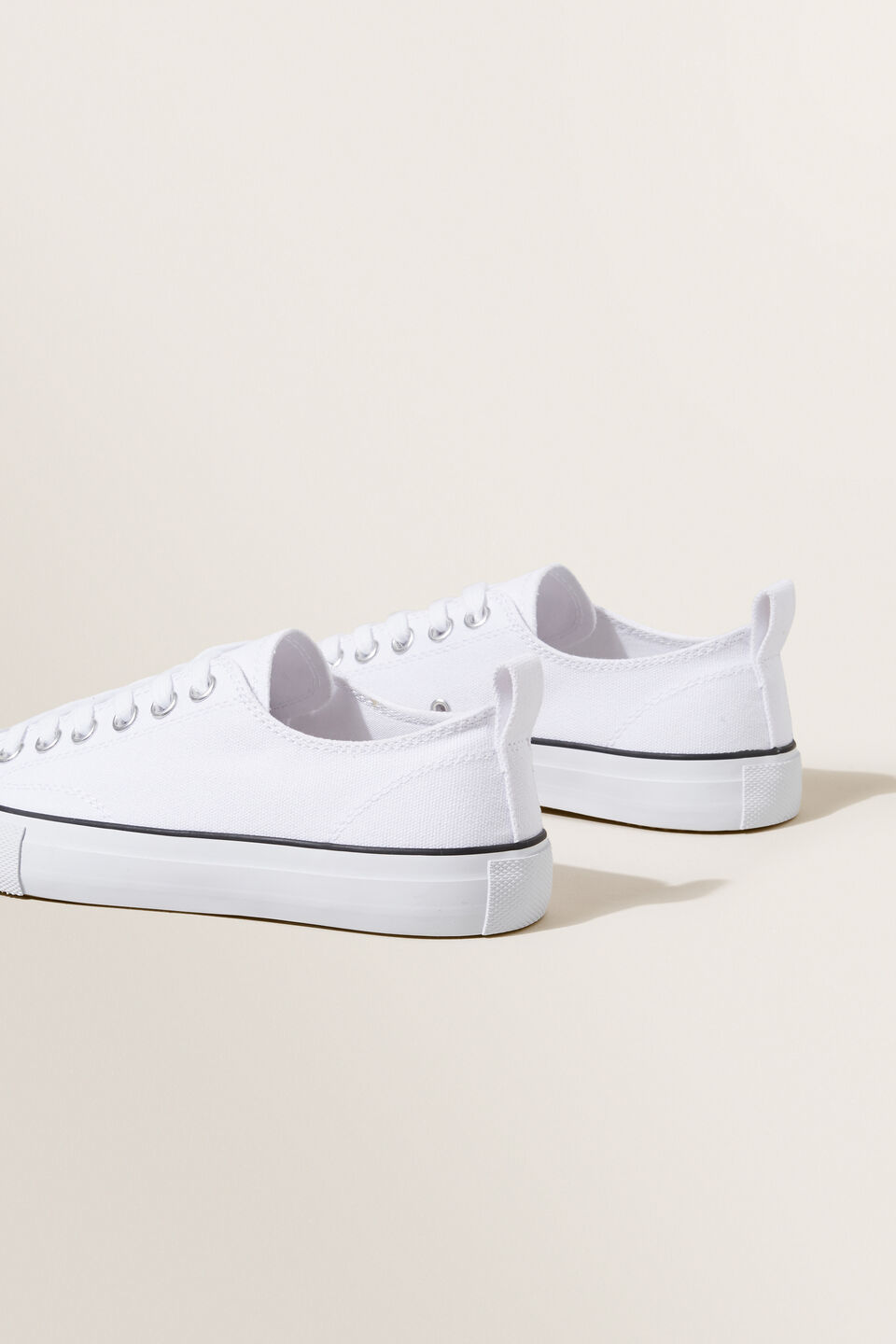 Courtney Sneaker  White