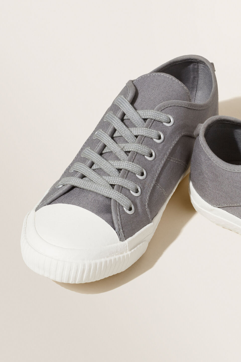 Sustainable Sneaker  Grey
