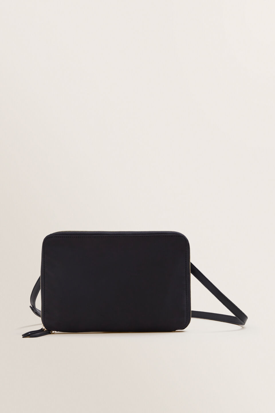 Ultimate Travel Pouch  Black