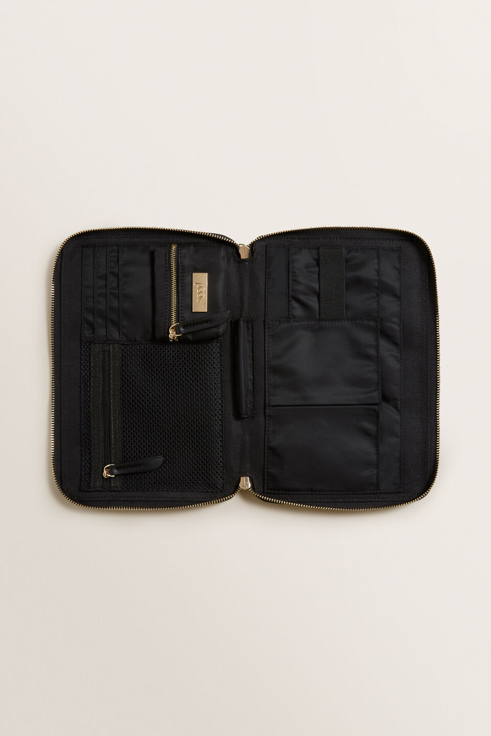 Ultimate Travel Pouch  Black