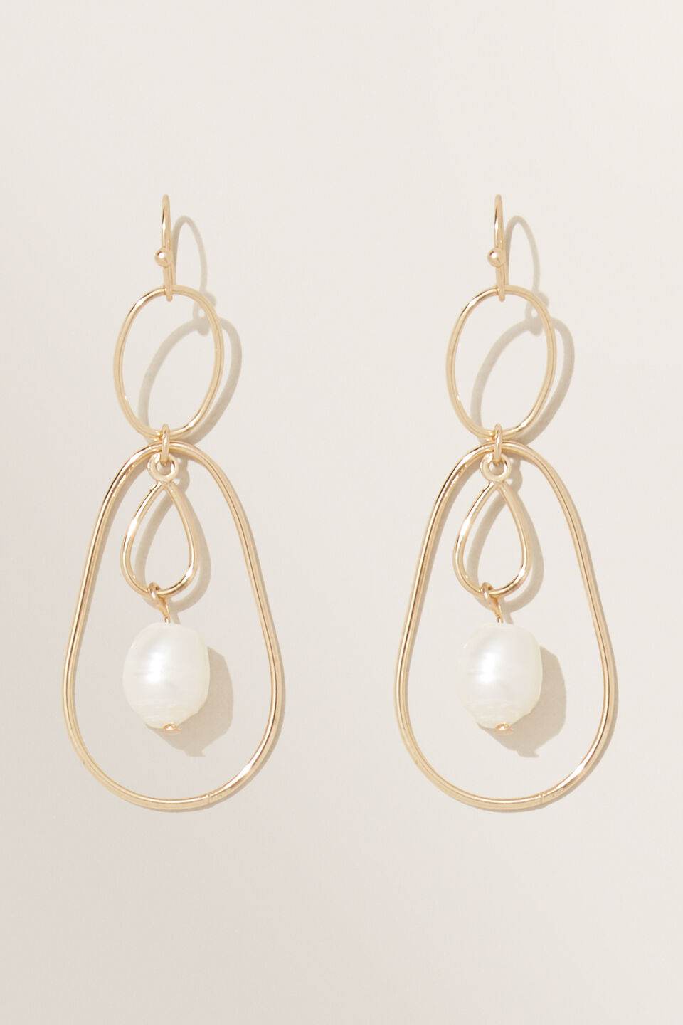 Oval Pearl Earrings  Gold