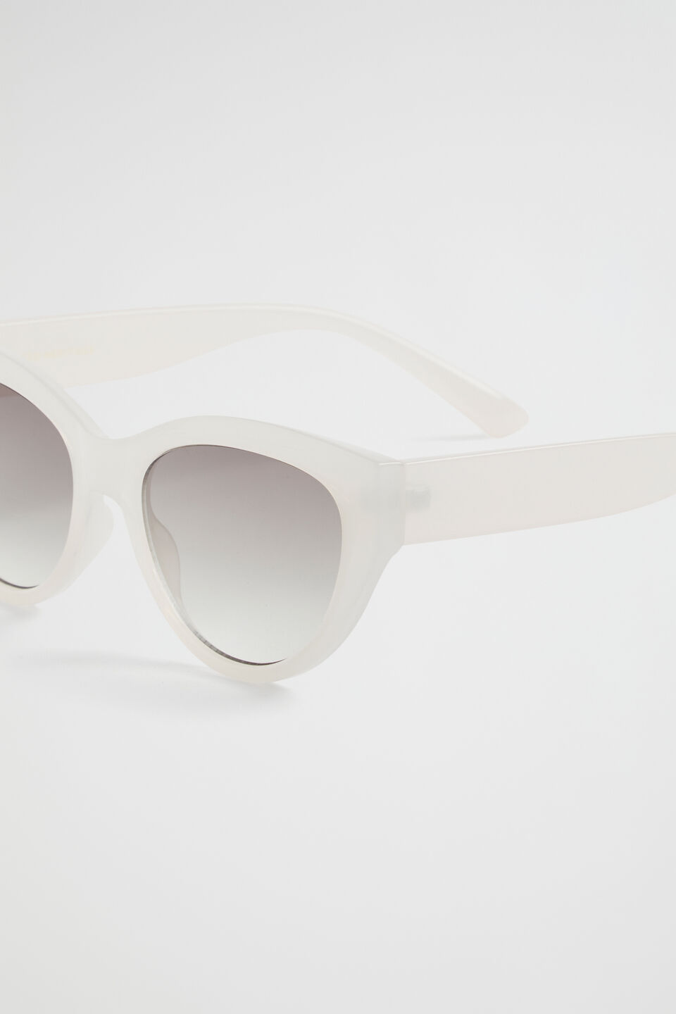 Gigi Cateye Sunglasses  Light Storm