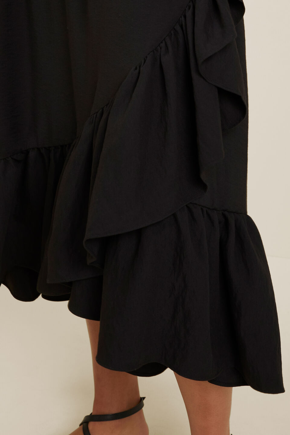 Ruffle Midi Skirt  Black