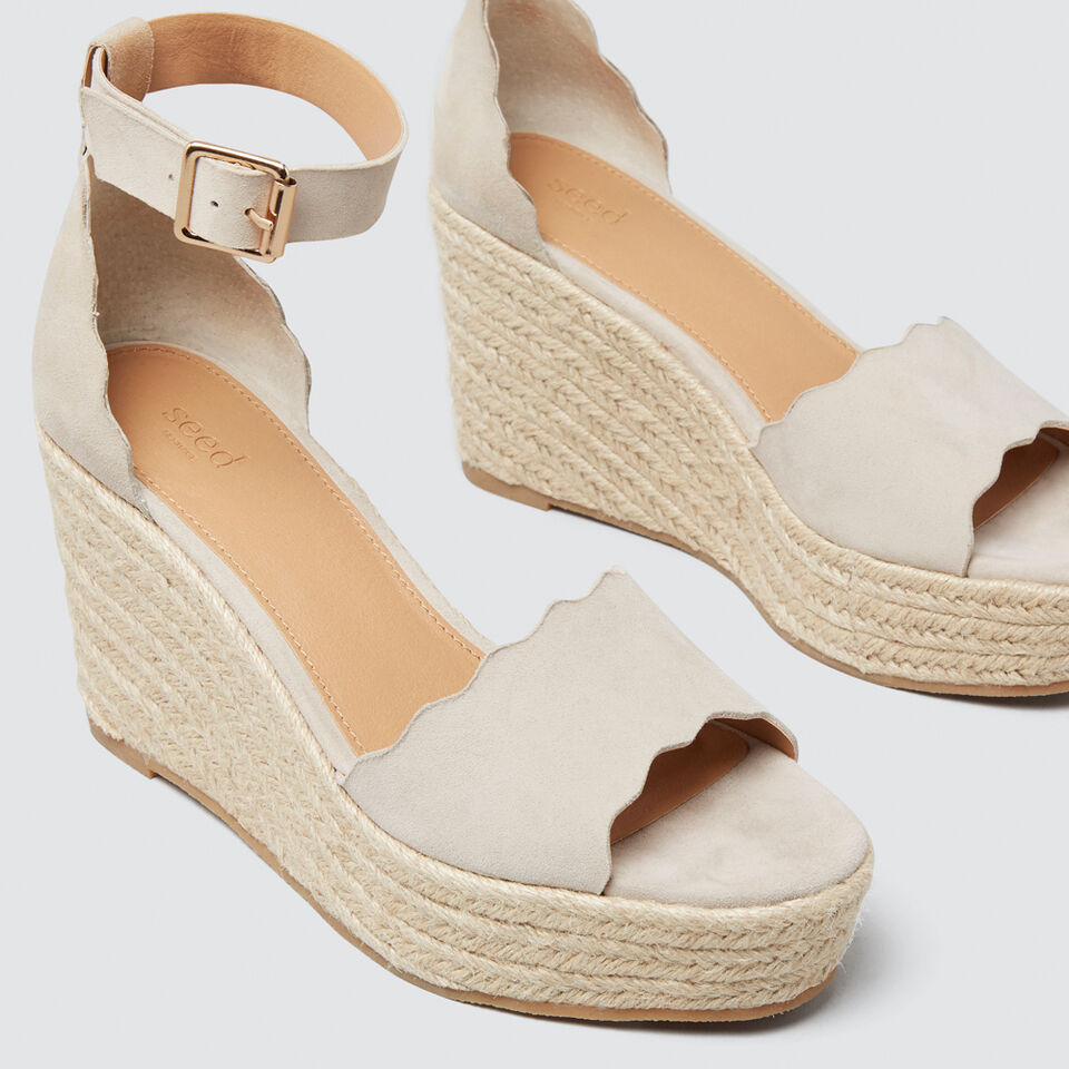 Ellen Flatform Wedge  