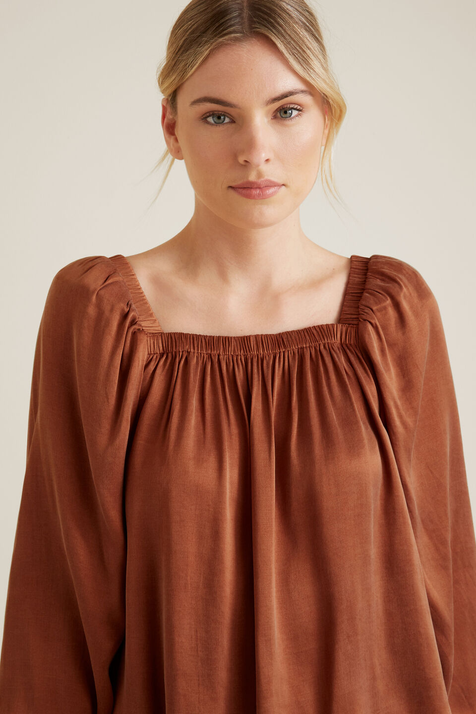 Floaty Blouson Top  