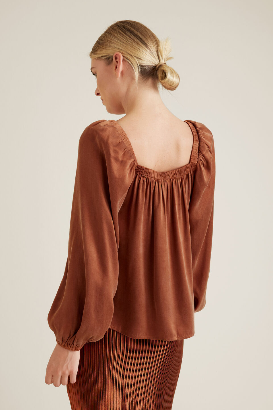 Floaty Blouson Top  