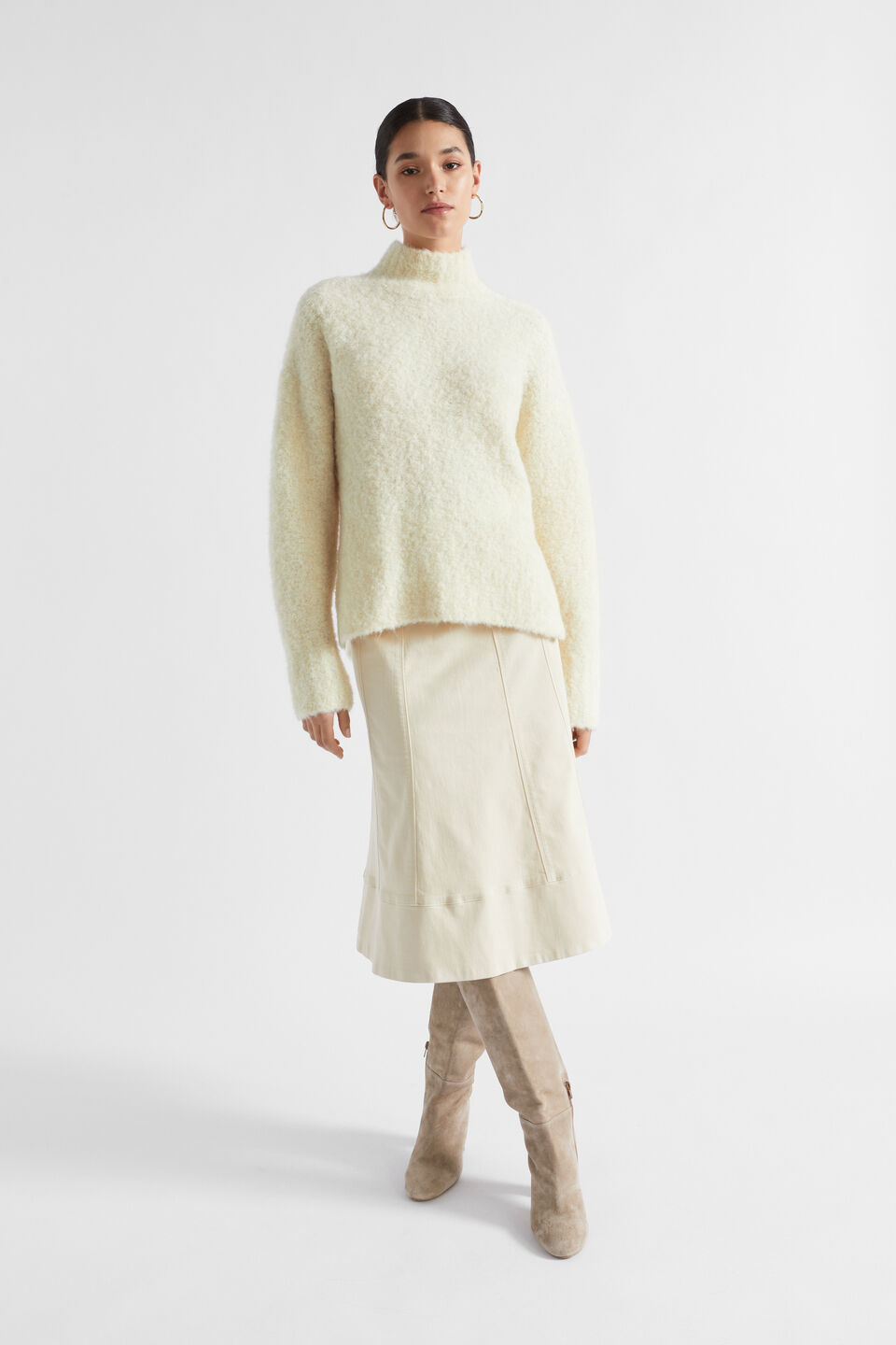 Alpaca Boucle Side Split Knit  Vanilla Cream Marle