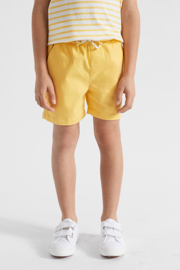 Core Logo Short  Sunshine Yellow  hi-res