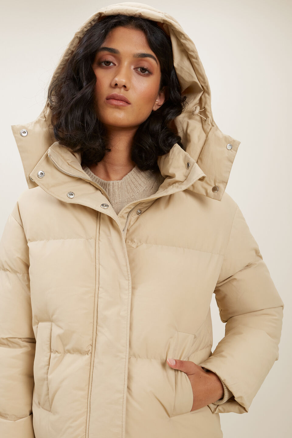 Core Puffer Jacket  Champagne Beige