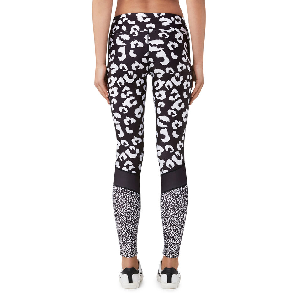 Splice Legging  