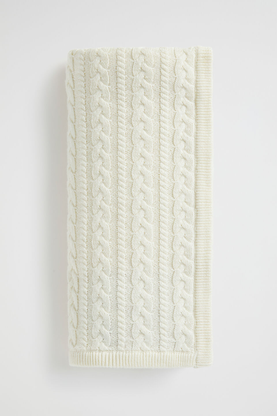 Core Cable Knitted Blanket  Nb Canvas