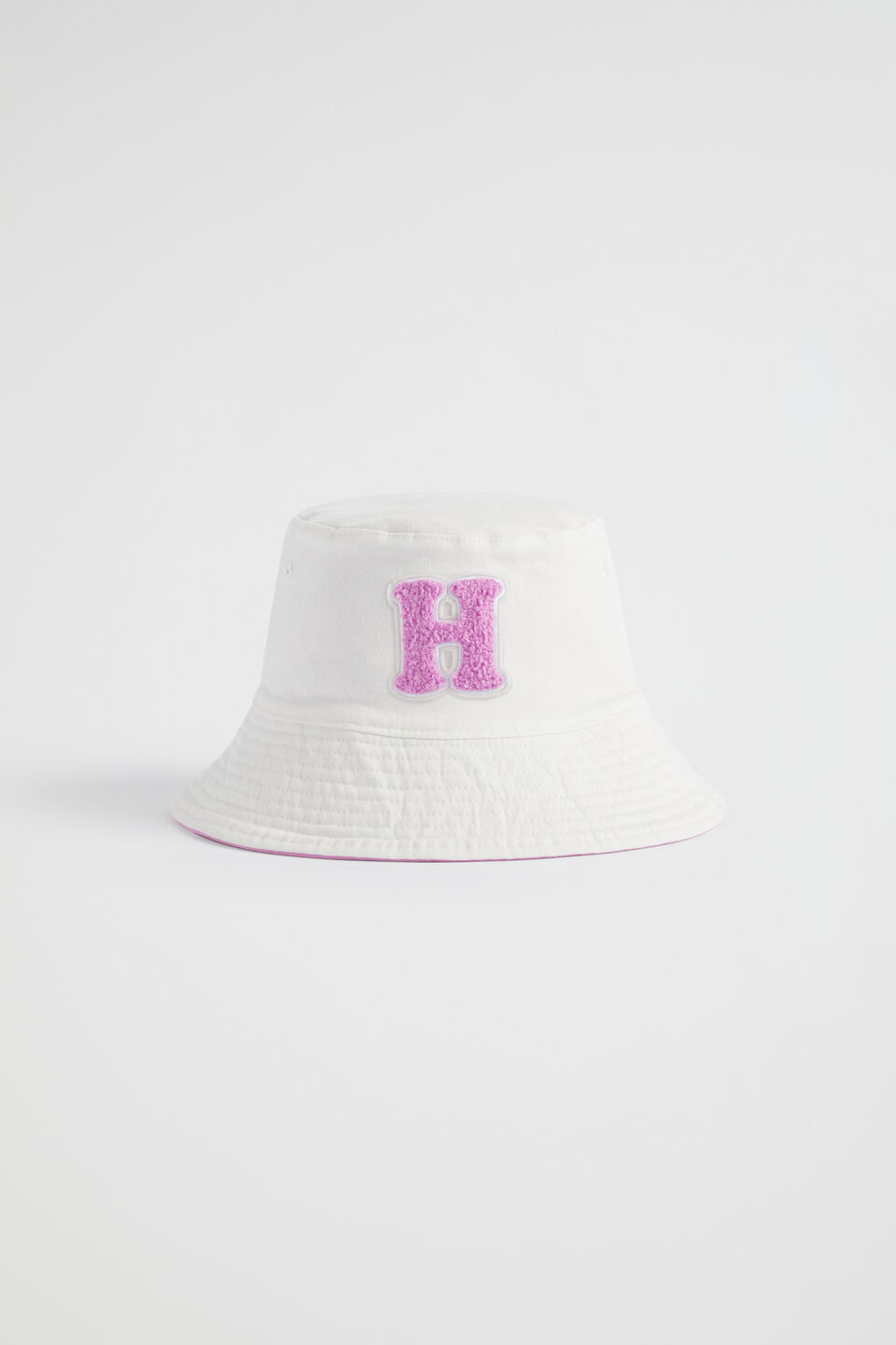 Reversible Initial Bucket Hat  H