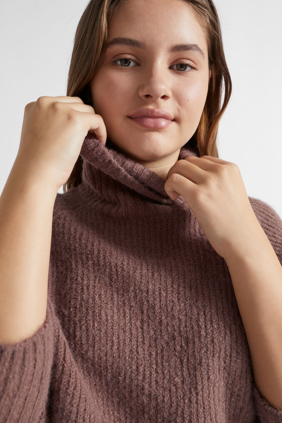 High Neck Crop Knit  Cocoa