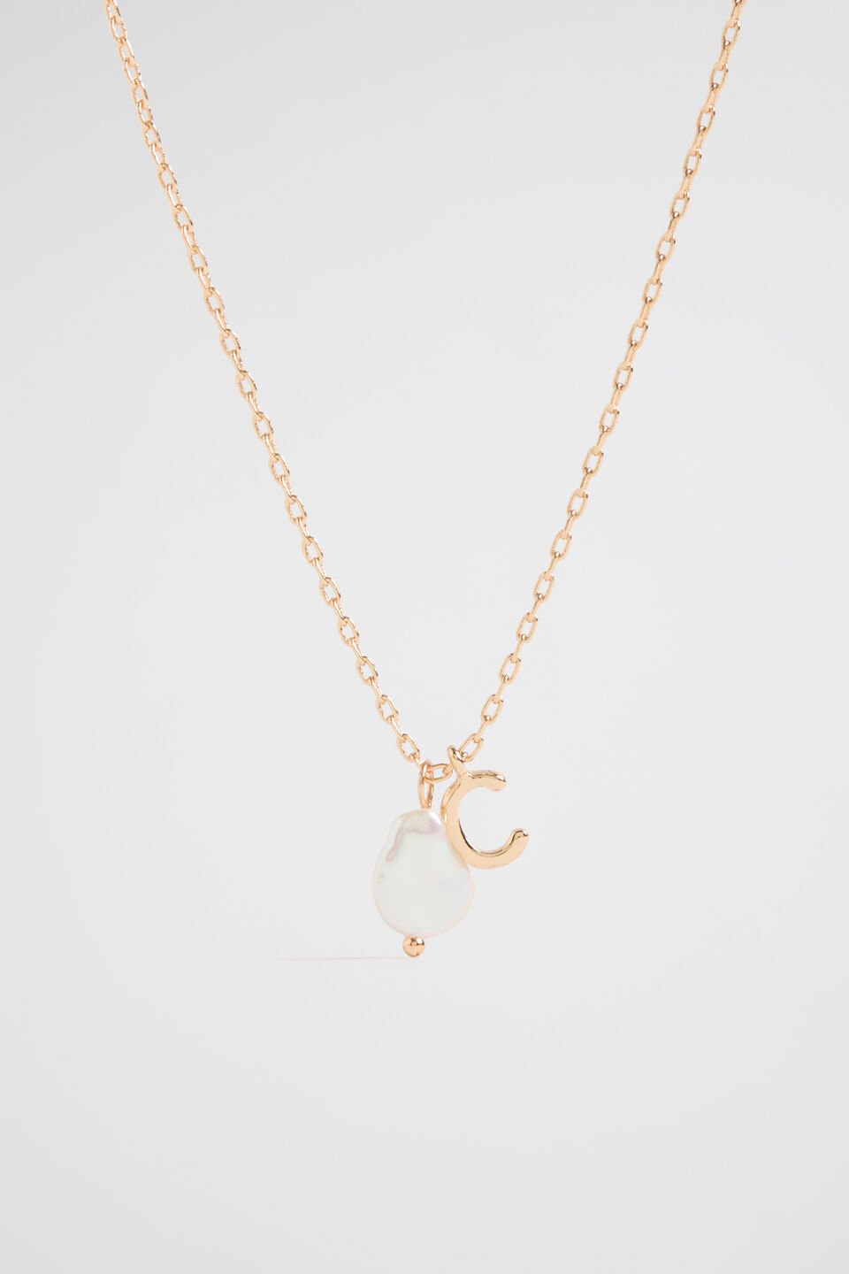 Pearl Alphabet Necklace  C