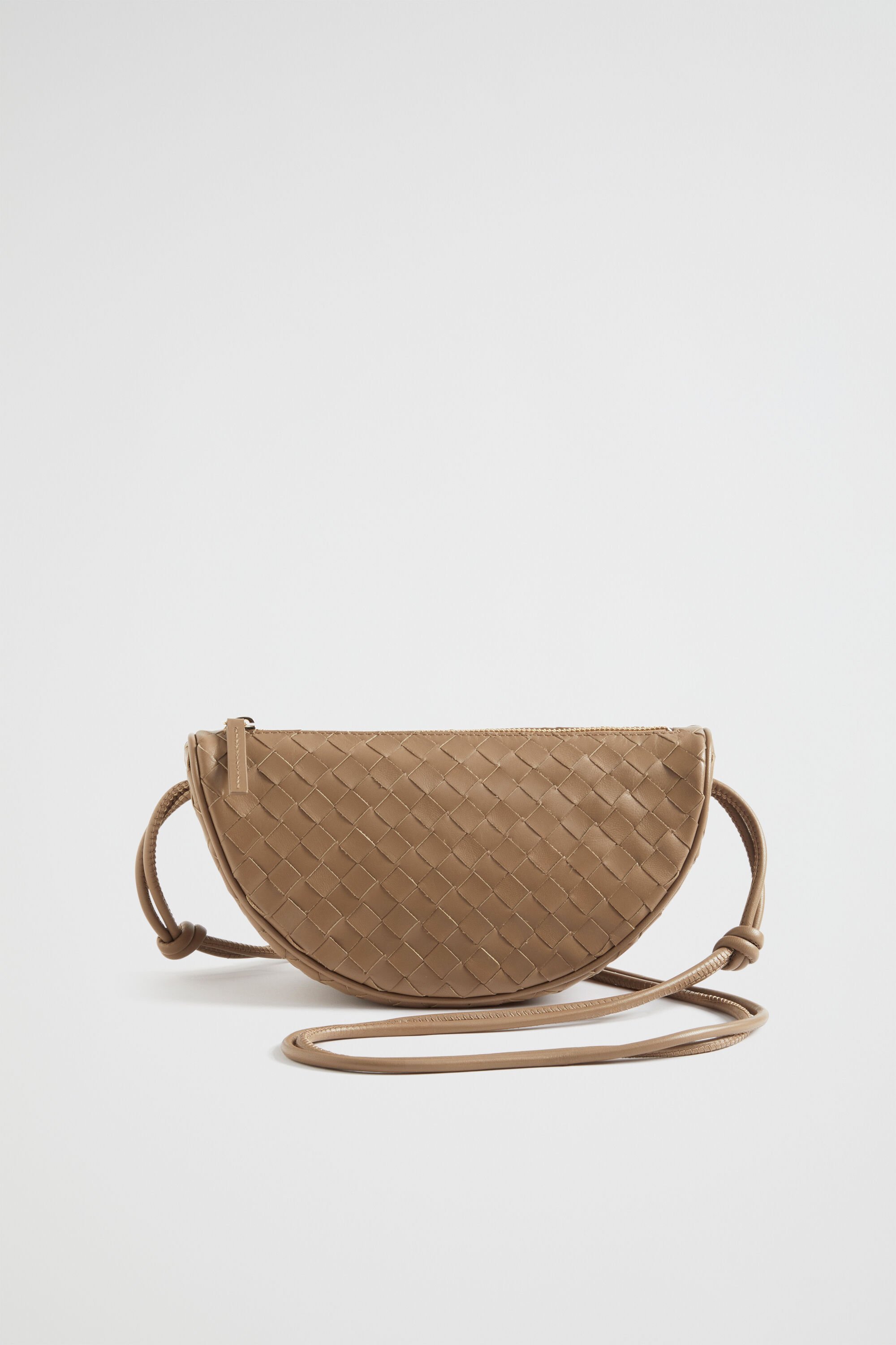 Woven crossbody 2025