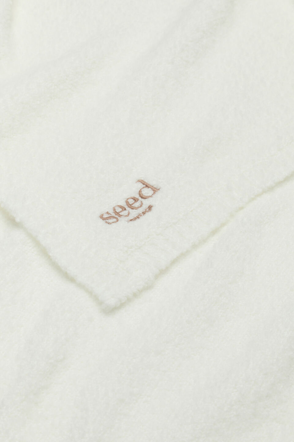 Boucle Knit Logo Blanket  Nb Canvas