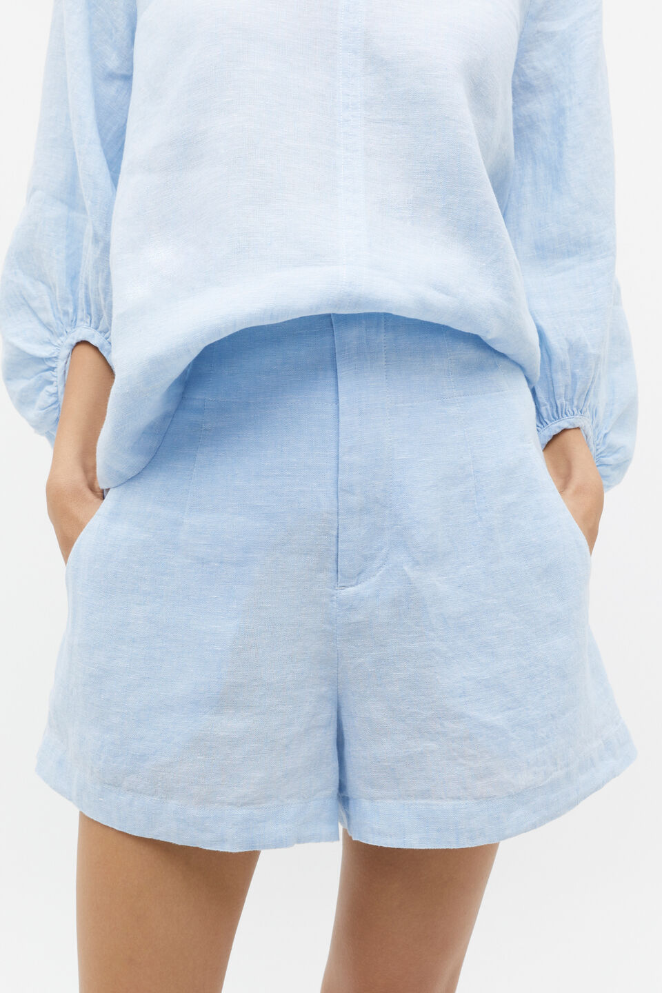 Core Linen Waisted Short  Frost Blue Crossdye 