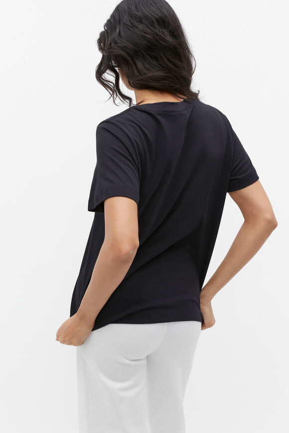 Core Neat Tee  Black  hi-res