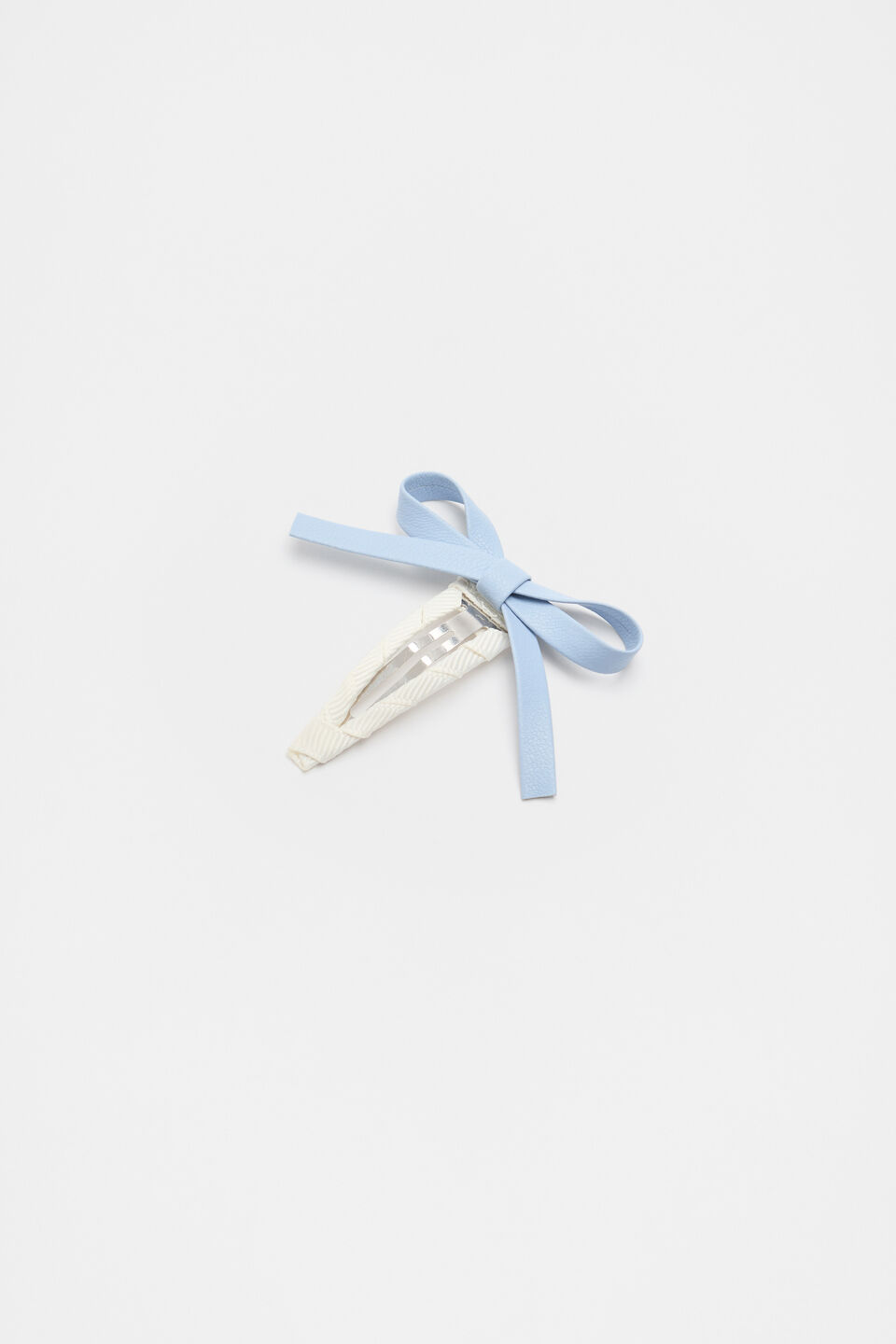 PU Bow Snap  Soft Blue