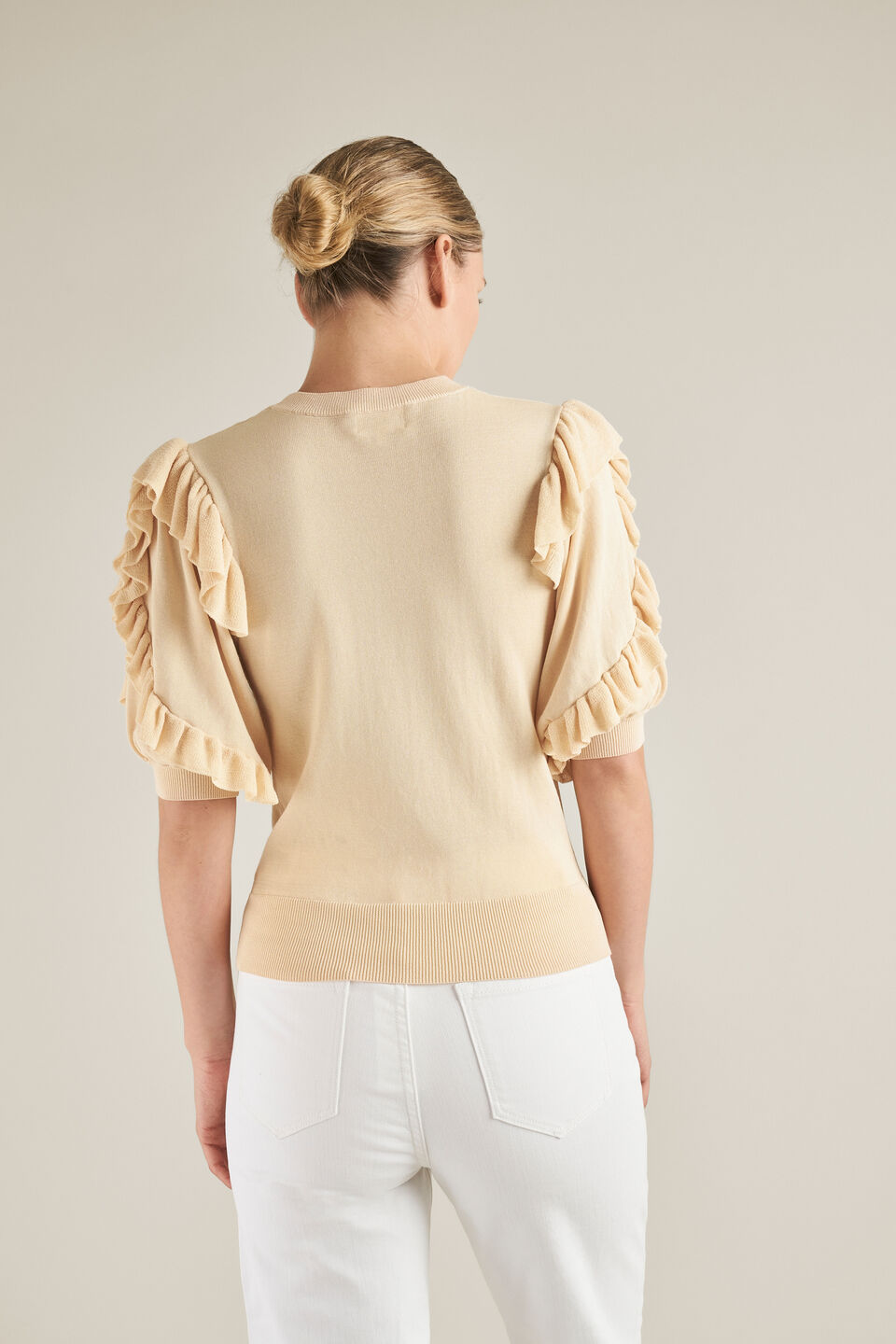 Frill Sleeve Knit  