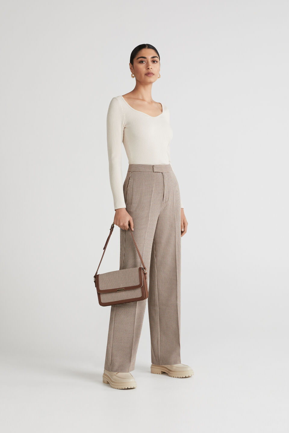 Ribbed Sweetheart Top  Pebble Cream