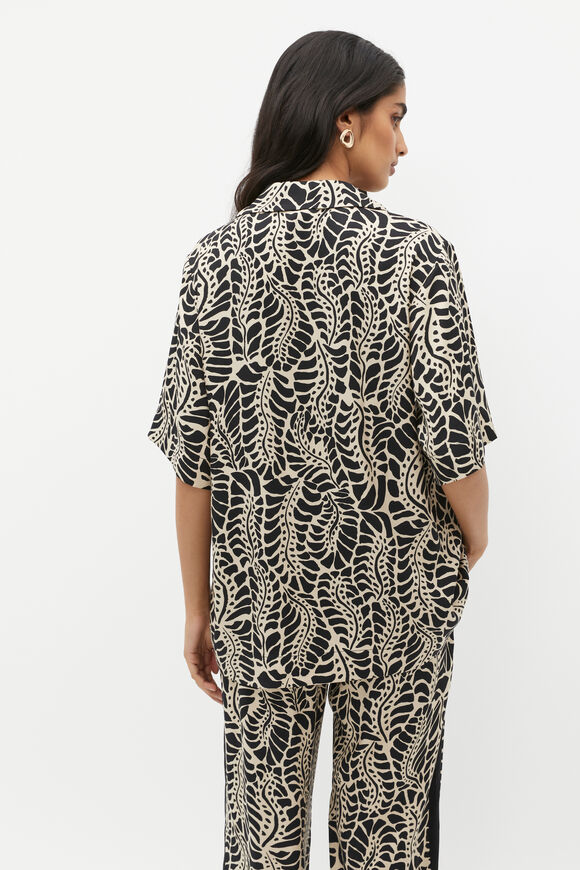 Motif Print Shirt  Motif Print  hi-res